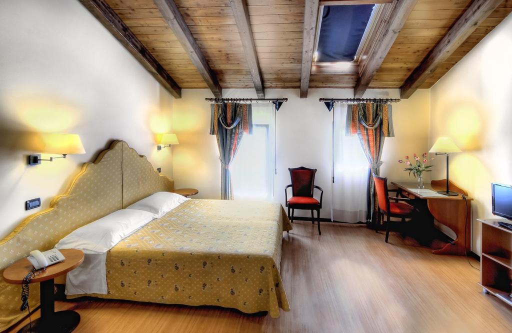 Antica Locanda Il Sole Hotel Castel Maggiore Room photo